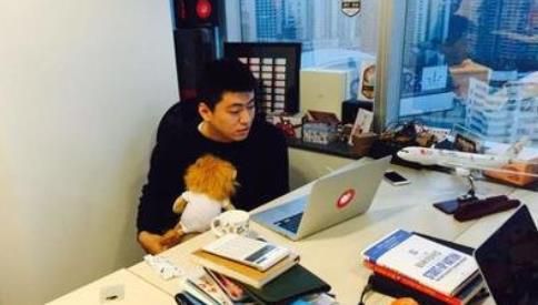 自媒体是正经工作吗？职业化时代的重新定义